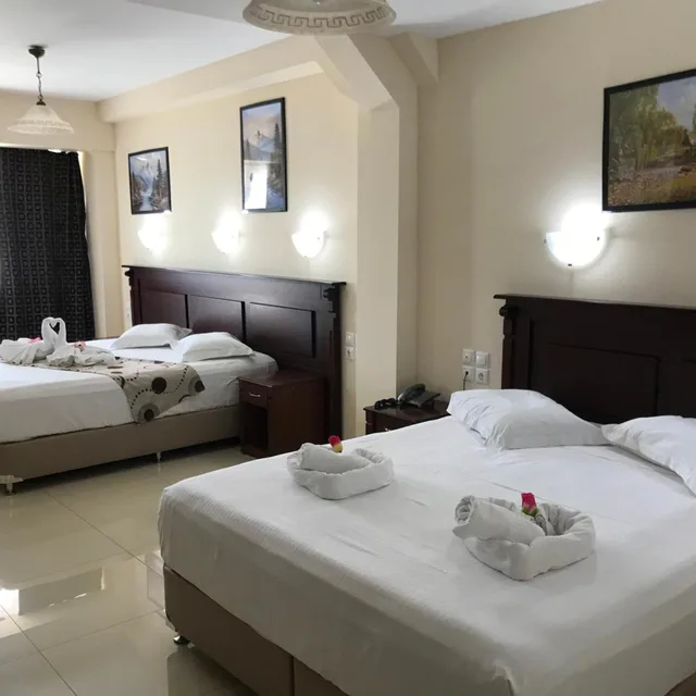 غرفة رباعية، Kosta-Famissi Hotel 5/10