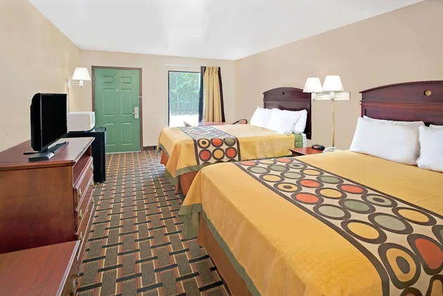 Room, 2 Double Beds, Smoking, Super 8 by Wyndham Acworth/Atlanta Area GA 2/9