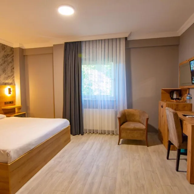 غرفة قياسية بسرير مزدوج أو سريرين منفصلين، Sandal Hotel 1/10