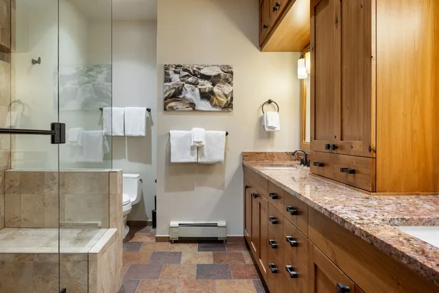 3 Bedrooms, Condo, Villa, Twin Beds, 2 King Beds، Villas At Snowmass Club A Destination Residence 5/5