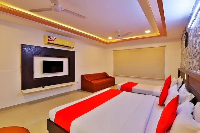 غرفة عائلية بسرير فردي، HOTEL SADHBHAV 2/5