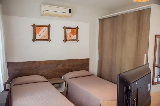 غرفة قياسية بسريرين منفصلين، Apart Hotel Serantes 6/10
