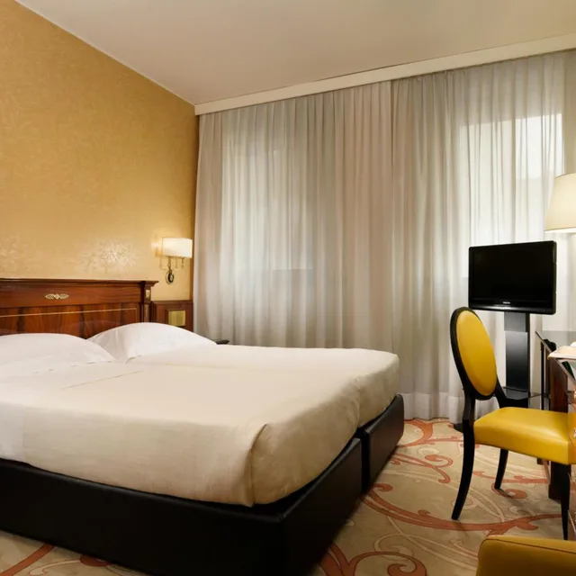 غرفة كلاسيكية بسرير كينج، Unahotels Scandinavia Milan 1/4