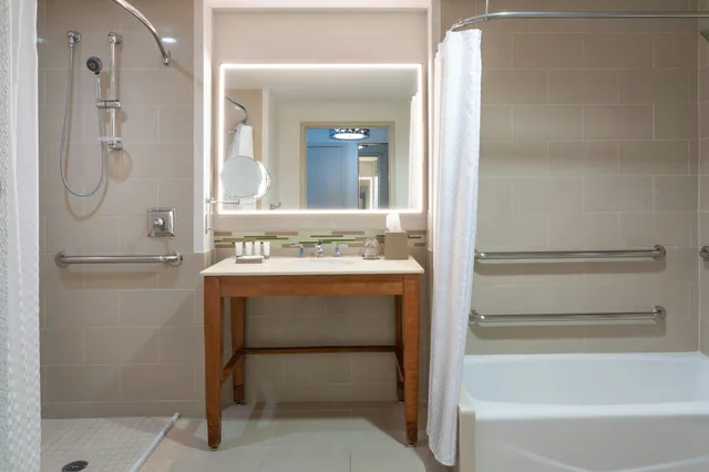 غرفة بسرير كينج، The Westin Lake Mary, Orlando North 3/3