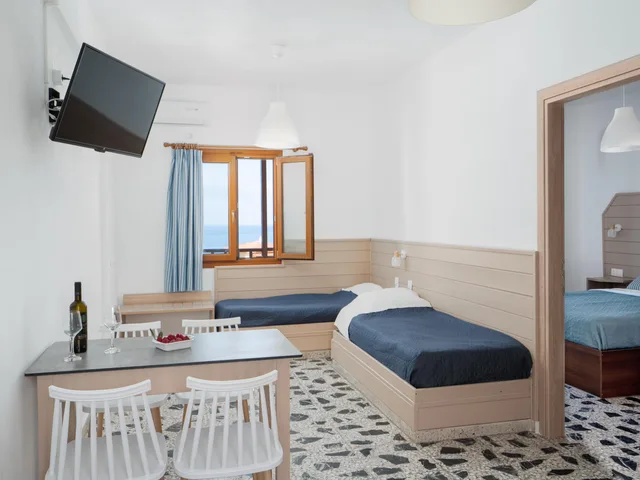 Apartment Triple, Spiros Soula Hotel 1/2