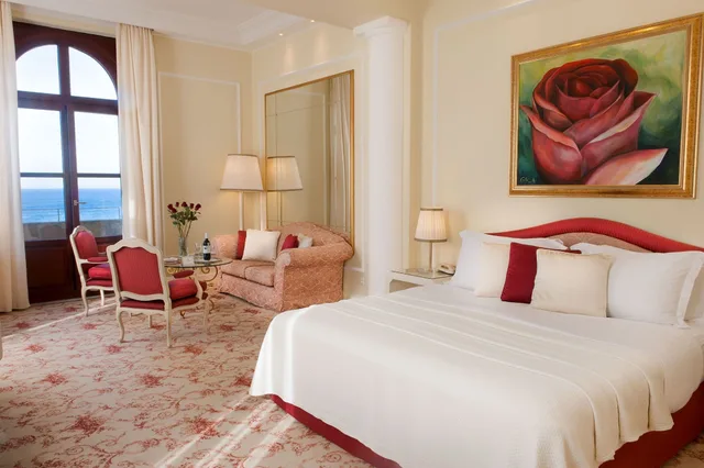 جناح غراند بسرير مزدوج بإطلالة على البحر، Grande Albergo Delle Rose 1/3