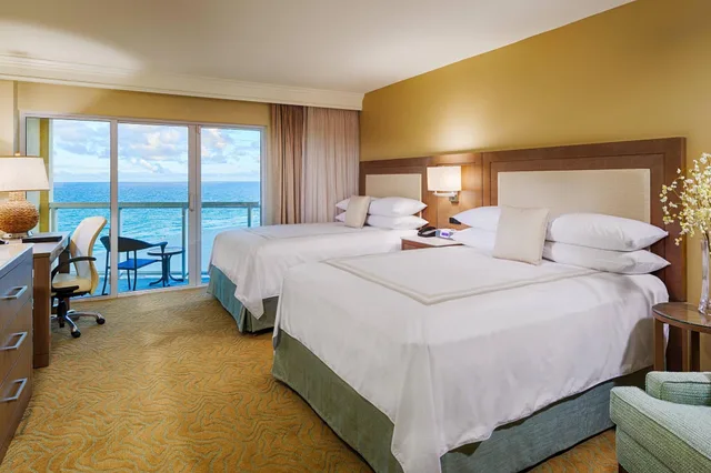 غرفة بسريرين كوين، Fort Lauderdale Marriott Pompano Beach Resort and Spa 1/15
