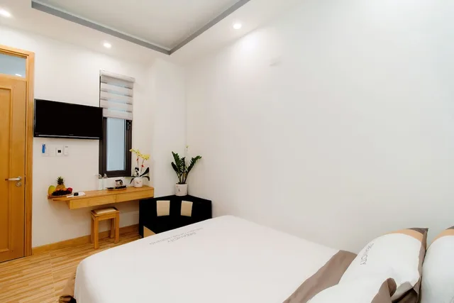 غرفة قياسية بسرير كوين، Hoian Royal Villa 2/5