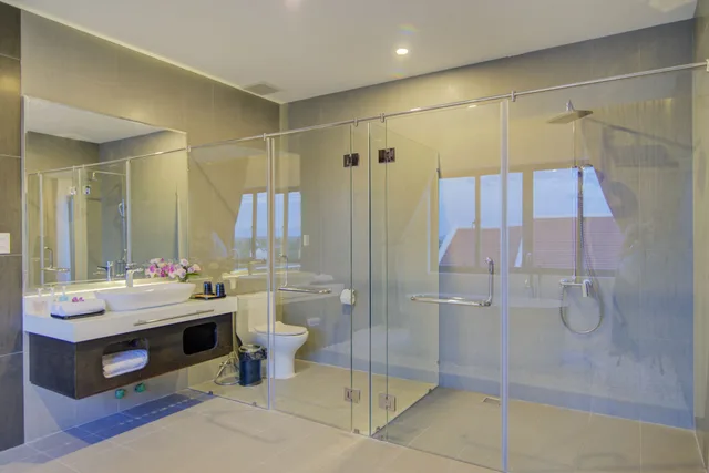 جناح بسرير كينج، White Lotus Hotel Hoian 3/3