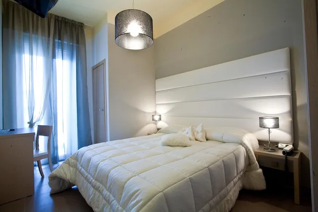 غرفة كومفورت بسريرين منفصلين، Hotel Villa Paola 1/3