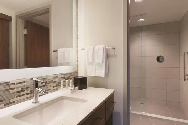 جناح استوديو بريميوم بسرير كينج، Homewood Suites by Hilton Pittsburgh Downtown 1/1