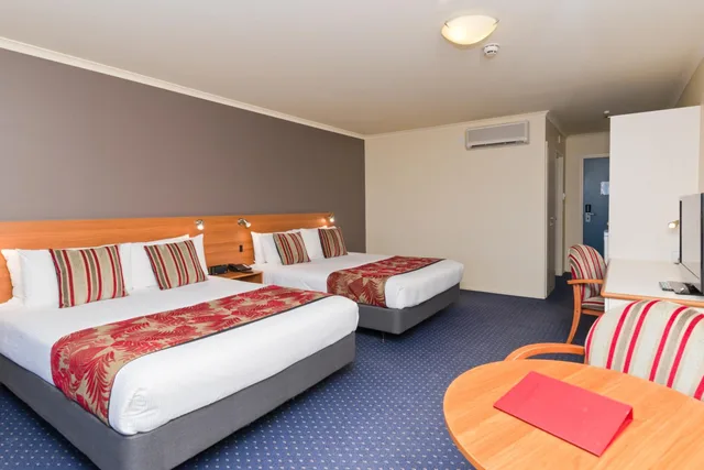 غرفة متصلة سوبيريور بسريرين منفصلين، Heartland Hotel Auckland Airport 4/10