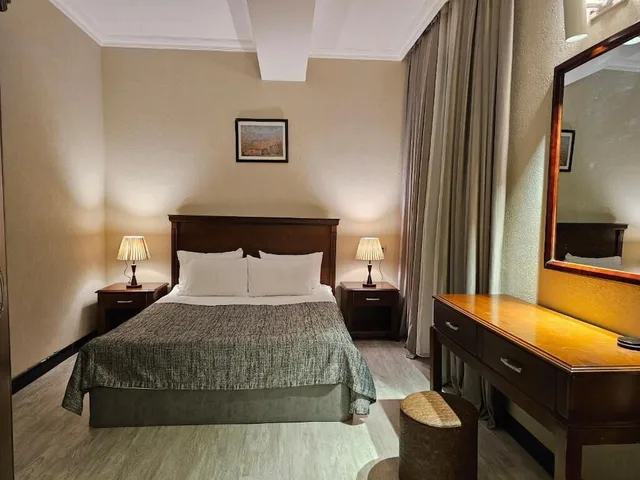 Basic, Apartment, King Bed, Sea View, Sofa, Balcony, The Crown Hotel 5/10