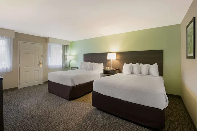 غرفة بسريرين كوين لذوي الإعاقة، Best Western Milton Inn 2/4