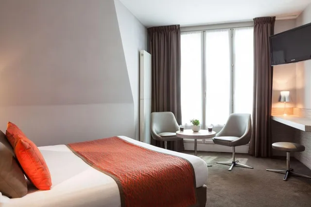 غرفة قياسية بسرير كوين، Acropole Hotel 3/5