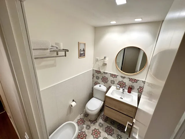 غرفة كلاسيكية بسرير مزدوج بحمام خاص، Far Home Hostel 5/5