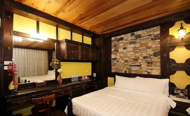 غرفة حصرية بسرير كينج بإطلالة على المدينة، Sun Moon Lake Youngquan Hotels 4/6