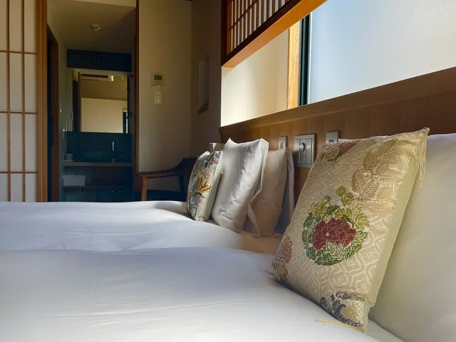 Hollywood, Superior, Twin Beds، Gion Missen 4/4