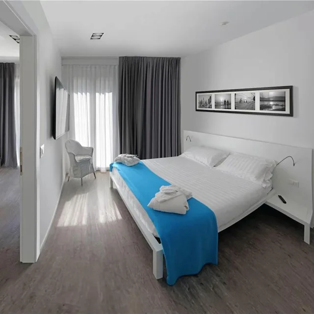 جناح عائلي، Hotel Europa Monetti 5/10