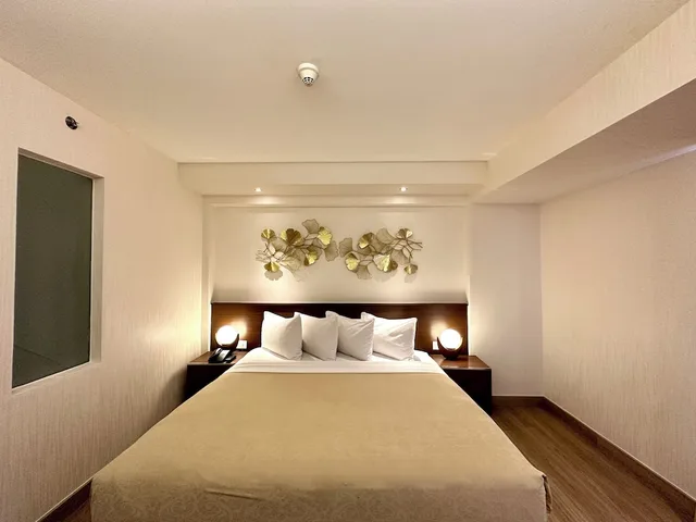 جناح جونيور بسرير كينج وسرير فردي، The Atanaya Hotel Bali 1/10