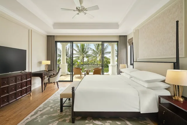فيلا بريميير بسريرين منفصلين وسريرين كينج بإطلالة على الحديقة بـ3 غرف نوم، Danang Marriott Resort & Spa Non Nuoc Beach Villas 2/5