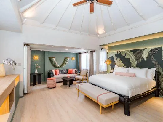 غرفة ديلوكس بسرير كينج بإطلالة على الحديقة، Supatra Hua Hin Resort 1/4