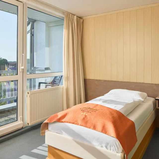 Room, Single, Leipziger Hotel 1/6