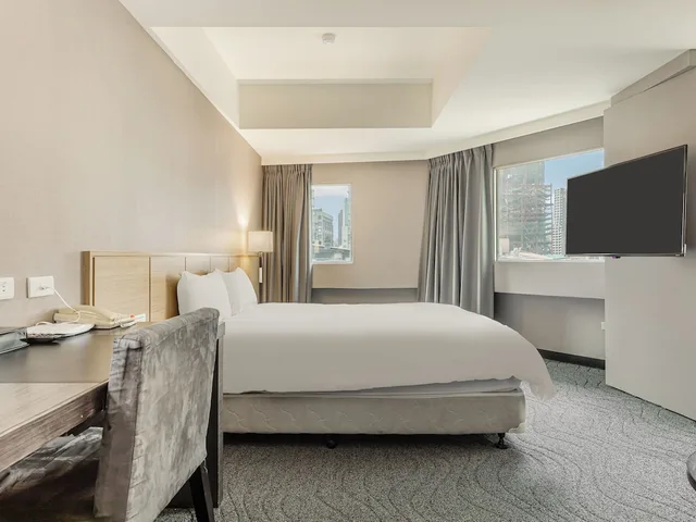 Executive, Queen Bed, Guide Hotel Taipei Chongqing 1/10