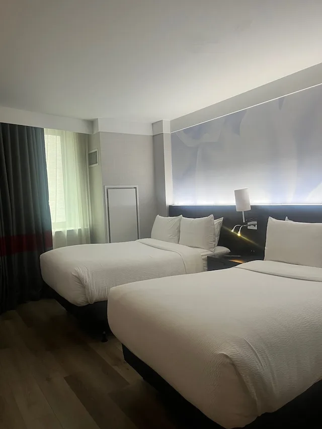 غرفة بسريرين مزدوجين، Four Points By Sheraton New York Downtown 2/15