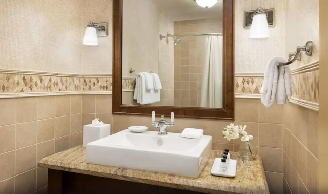 غرفة بإطلالة، Elevation Hotel And Spa 2/2