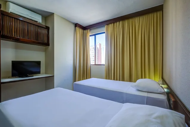 غرفة ديلوكس مفردة بسريرين منفصلين مع أريكة، Slaviero Hotel Londrina Flat 3/10
