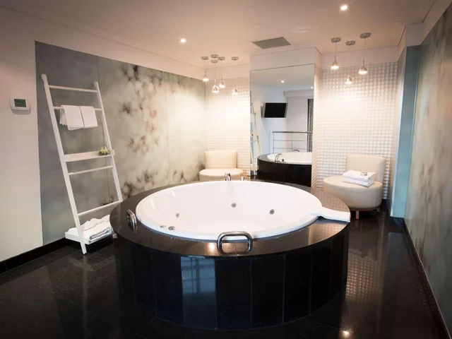 Loft, Penthouse, Sauna, Hot Tub، The Como Melbourne 1/4