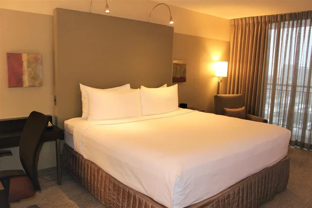 جناح بسرير كينج لذوي الإعاقة، Crowne Plaza Chicago West Loop 1/5