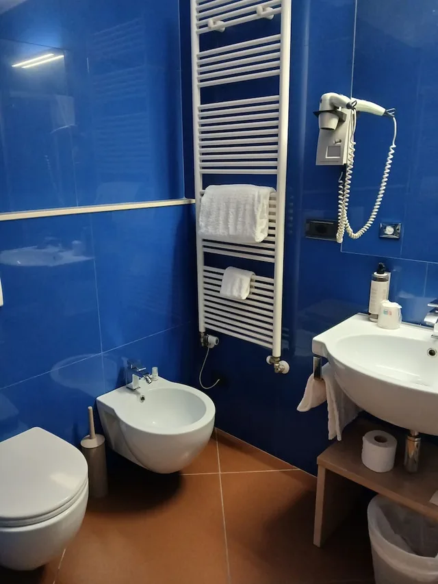 غرفة بسرير كوين، Hotel Chiaraluna 7/8