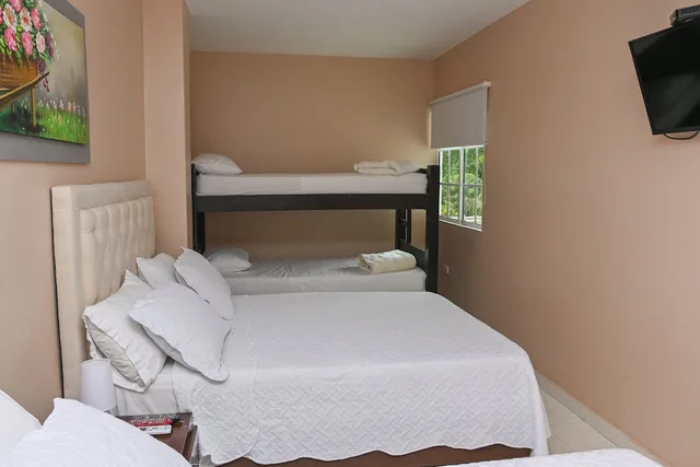 غرفة قياسية رباعية بسرير بطابقين وسريرين كوين، Hotel Campestre Villa Ocha 4/5