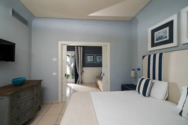 Blue, Suite, King Bed, Garden View, Sofa, Terrace، Botania Relais and Spa 1/3