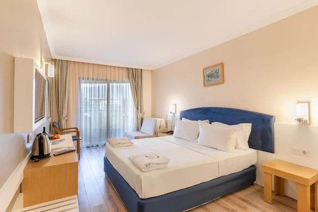 غرفة كومفورت بسرير مزدوج، Lancora Beach Hotel 2/7