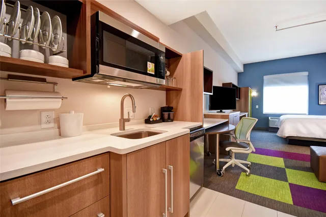 جناح استوديو بسرير كينج لذوي الإعاقة، Home2 Suites By Hilton Jekyll Island 5/5