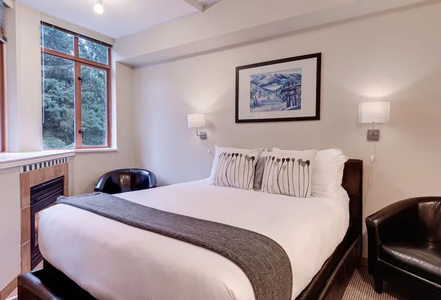Comfort, Deluxe, Studio, 1 Queen and 1 Murphy Bed, Queen Murphy Bed, Queen Bed، Alpenglow Lodge By Mountainview 2/10