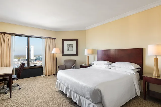 غرفة كلوب بسرير كينج، Sheraton Buenos Aires Hotel And Convention Center 5/7