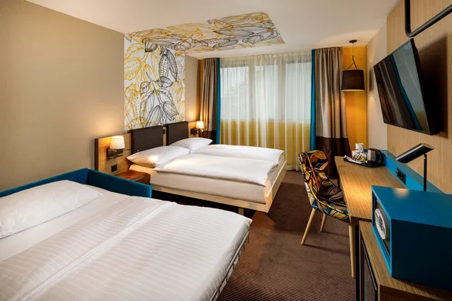 غرفة قياسية ثلاثية، Hotel Swiss Chocolate Lausanne By Fassbind 1/3