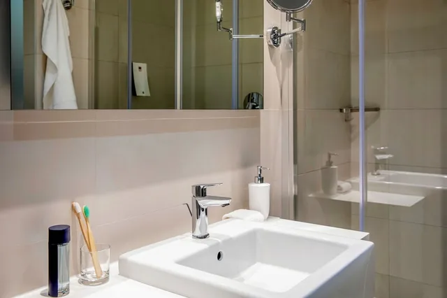 غرفة قياسية بسرير كينج بإطلالة على البحر، TUI BLUE Adriatic Beach - Adults Only 3/3