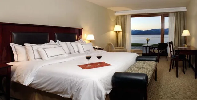 غرفة ديلوكس بإطلالة على البحيرة، Cacique Inacayal Lake & Spa Hotel 1/5