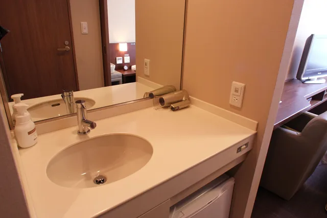 غرفة يابانية غربية بسريرين منفصلين، Dormy Inn Kumamoto 3/4