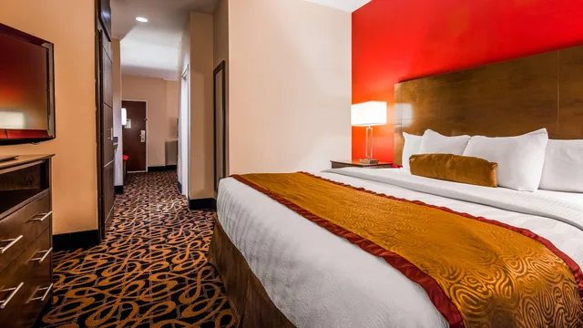 جناح بسرير كينج، Best Western Plus Brandywine Inn & Suites 1/2
