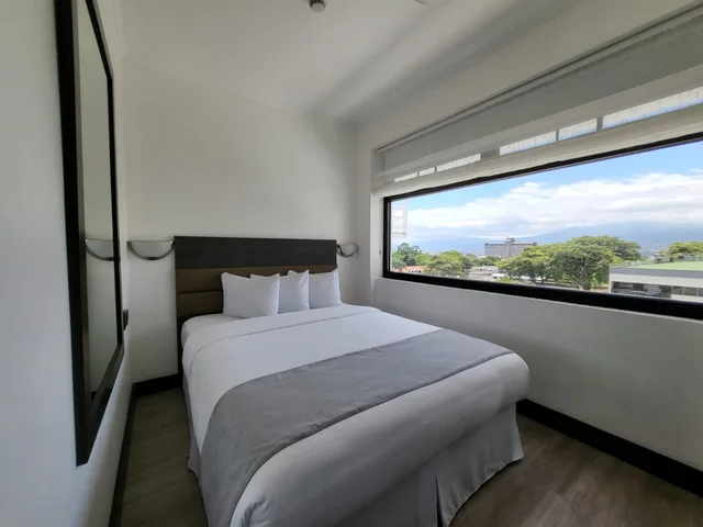 Connecting, Family Suite, Parque Del Lago Hotel 3/10