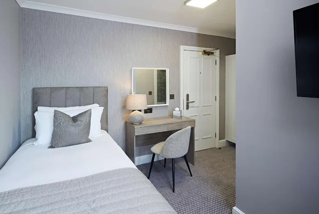 غرفة كلاسيكية مفردة، The Riverside, WorldHotels Distinctive 4/12