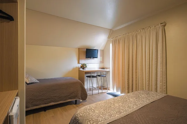 شاليه بثلاثة أسرّة، Hotel Pousada Alto da Serra 5/8