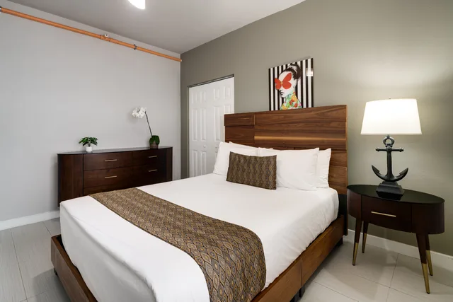 جناح بإطلالة على المسبح، Tradewinds Apartment Hotel 4/7