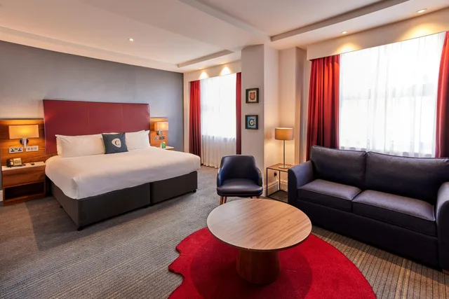 غرفة تنفيذية مفردة، The Cumberland, London 2/2